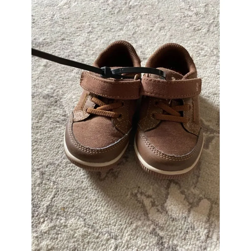 Stride Rite-Baby Walker Brown Canvas Sneakers with Velcro stretchy laces